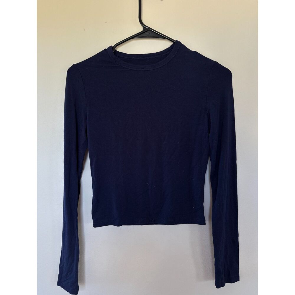 Amazon Navy Blue Long Sleeve Fitted Crewneck Crop Top - Size Medium